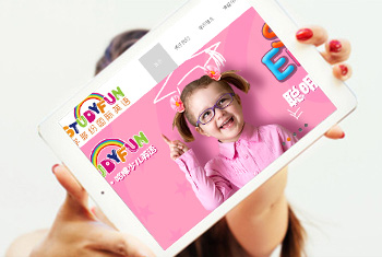 �ױ�ѧ��׹���Ӣ��